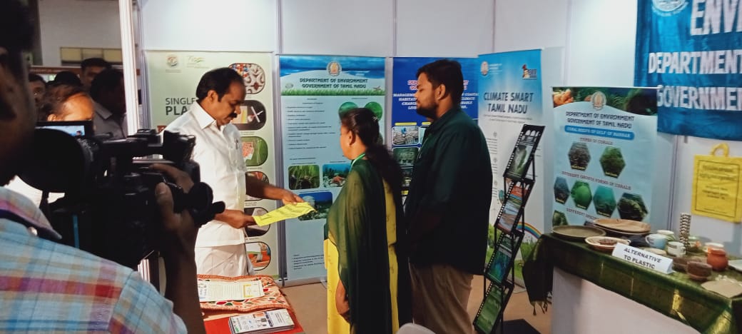 Distributed cloth bag to Honourable Minister for Environment, Climate Change & Youth Welfare and Spo